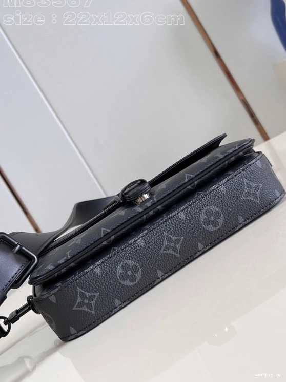 WIS LOUIS Wallet Wearable Montsouris VUITTON 1122